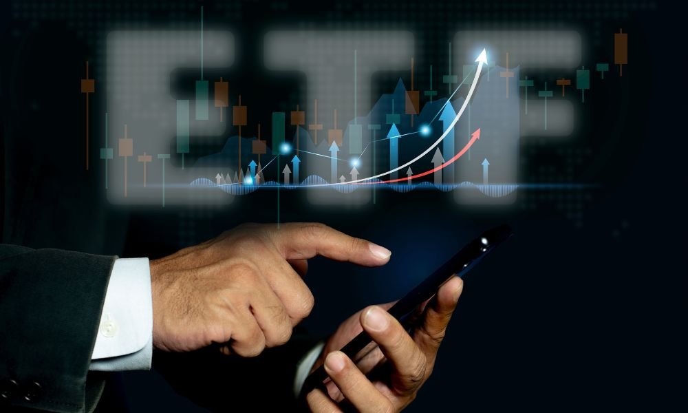 Advisor ETF Preference Hits 60% as Mutual Fund Share Slips to 10%, ISS Survey Shows