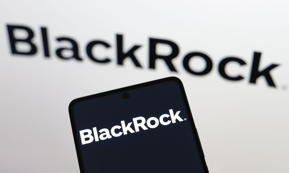 BlackRock Unveils iShares Nasdaq 100 ETF as SpaceX Joins Index After Record IPO