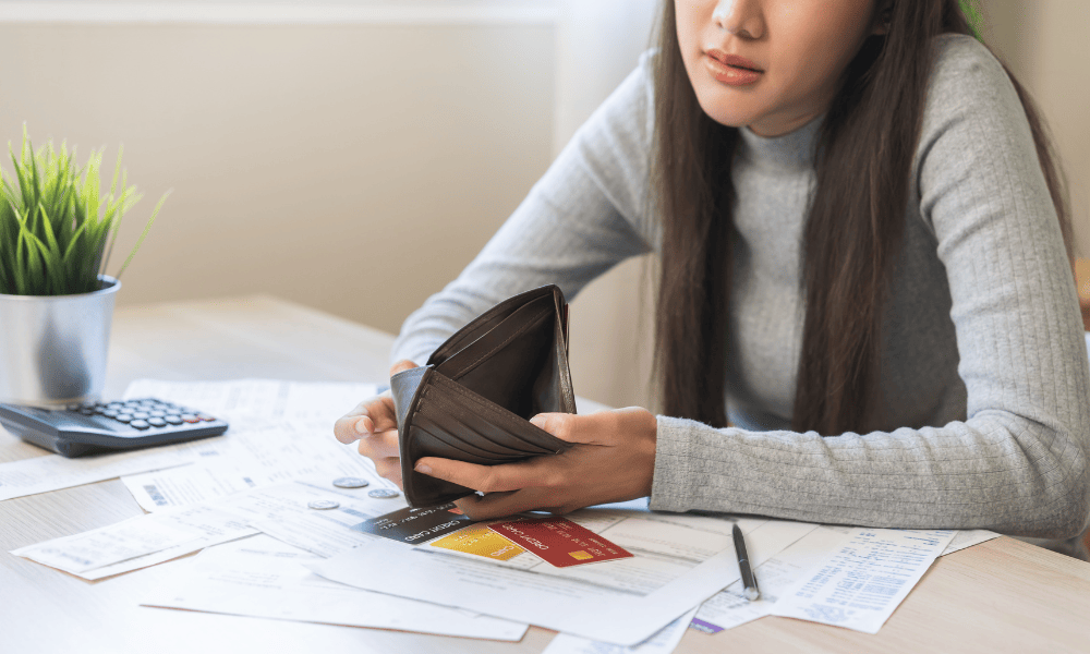 Debt, AI, and Holiday Spending: How Millennials and Gen Z Are Reshaping Advice