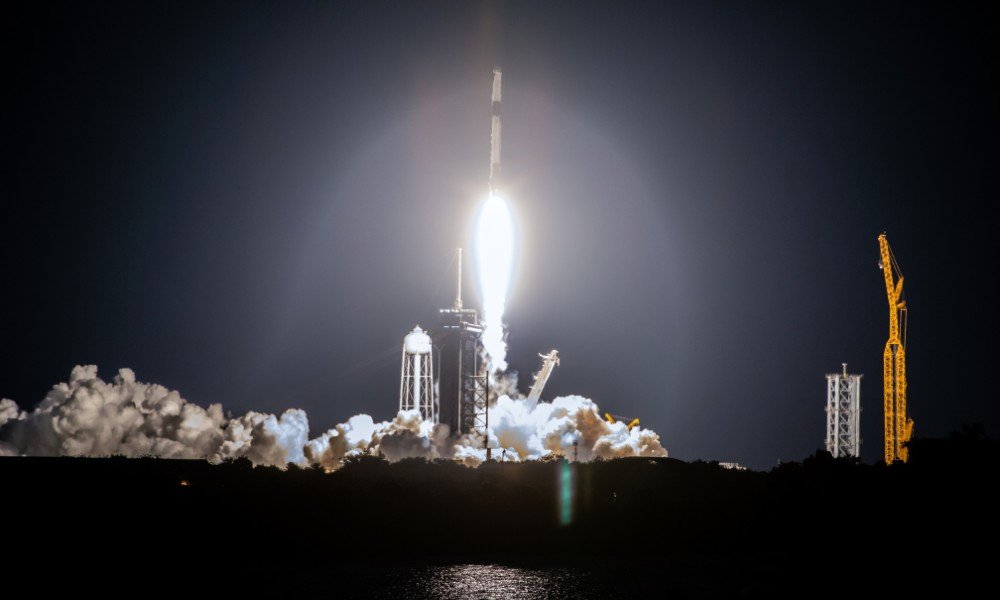 ETF Issuers Rush to Launch Leveraged Funds Tied to SpaceX's $1.75 Trillion IPO