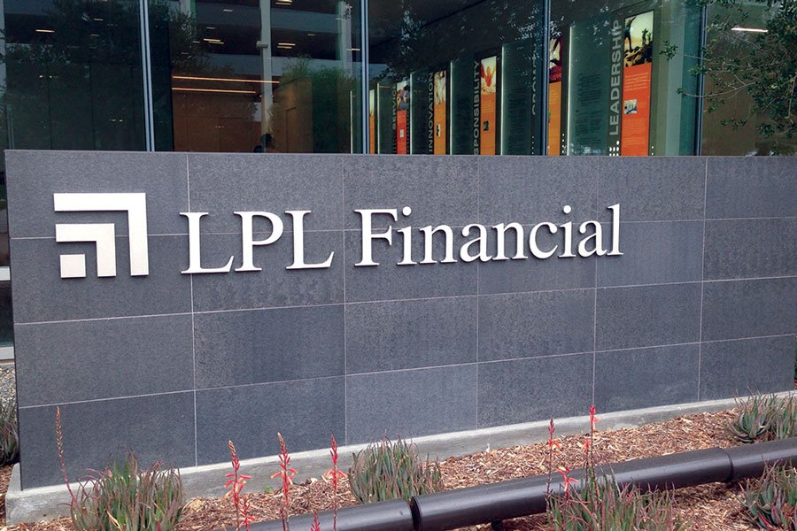 LPL Unveils $2B Tech Overhaul, AI Assistant 'Cyan' at Focus 2026