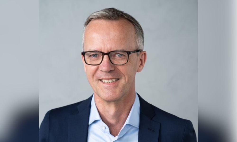 LPL hires Wells Fargo tech veteran Jonathan Lewis as CIO amid $2B AI push