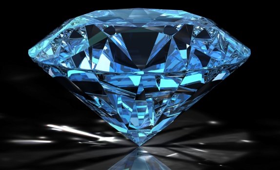 Natural Diamond Prices Halve as Lab-Grown Stones Reshape Market