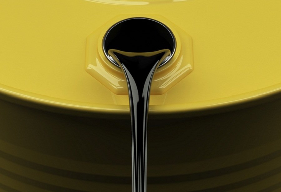 Oil Glut Pressures Inflation Outlook as Stockpile Rebuild Lags, Analysts Warn