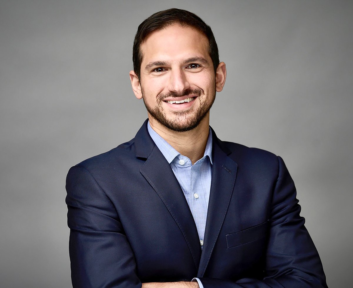 RIAs Lag in Advisor Pay as CFP Credential Boosts Compensation by 11%