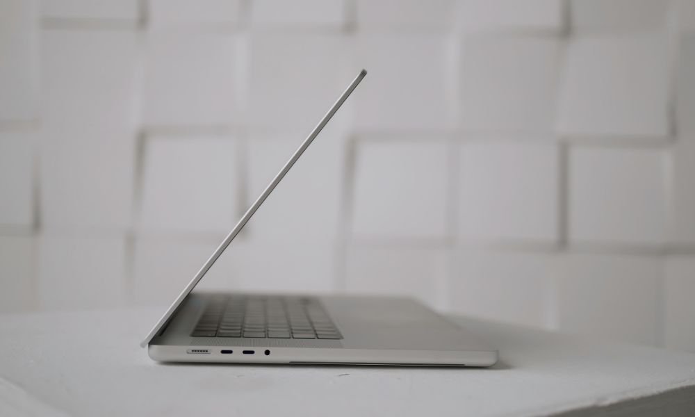 SEC Alleges Retired Soccer Player Made $2.7M Using Partner's Unlocked Work Laptop