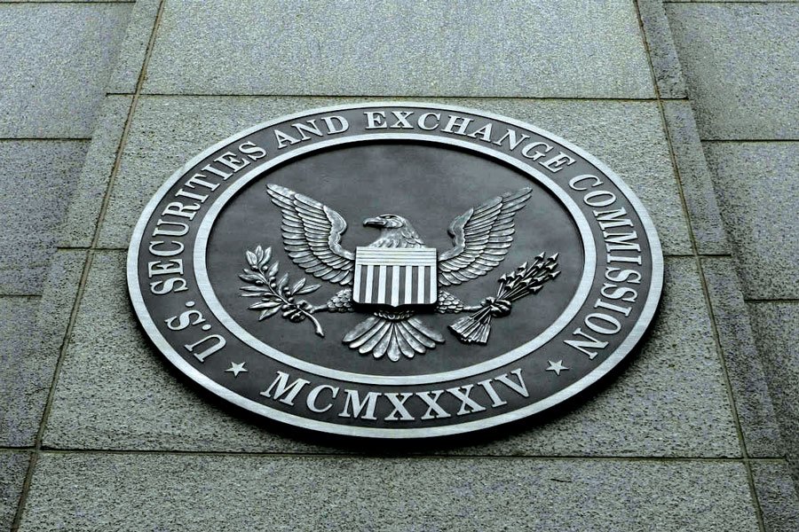 SEC proposes CFP, CFA, CPA paths to accredited investor status and new fund rules