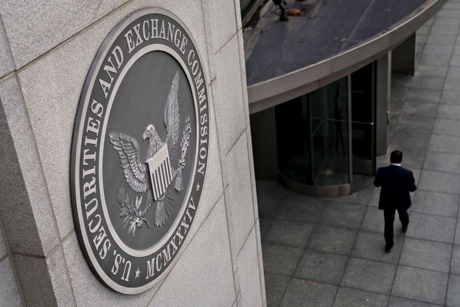 SEC proposes ending pay-to-play rule for investment advisers