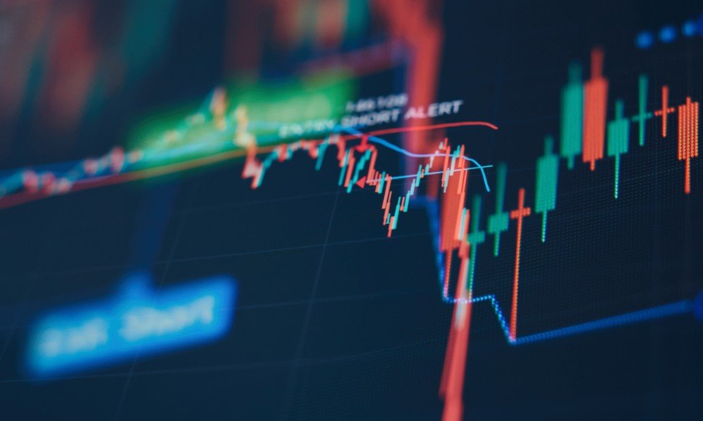 Private Credit Funds Trade at Steep Discounts as Redemptions Surge