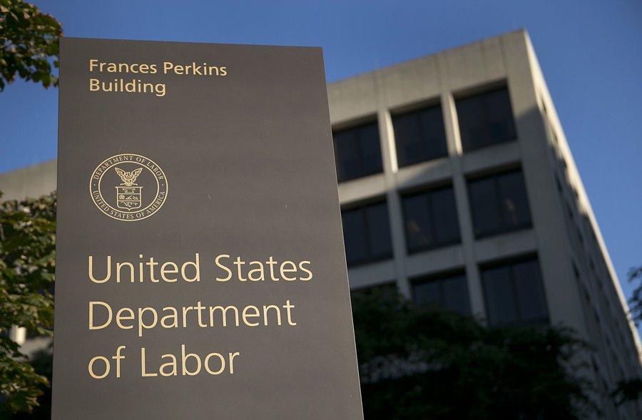 Trade Groups Urge DOL to Refine 401(k) Fiduciary Safe Harbor for Annuities and Alternatives